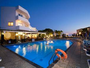 Pefkos Beach Hotel