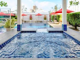 Hotel Centre Point Petchburi