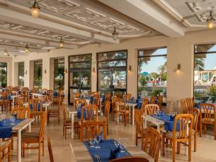 Hotel Vincci Helya Beach