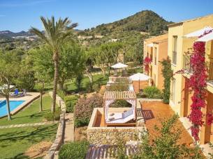 Pula Suites Boutique Resort