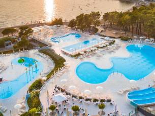 Zaton Holiday Resort