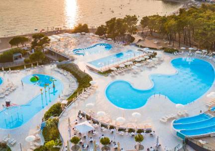 Zaton Holiday Resort