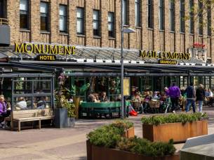 MEGA STUNT! ⚡ LUXE 4*-boutique hotel in HARTJE Zaandam nabij Amsterdam & het strand van Zandvoort incl. ontbijt + fles Cava op de kamer!