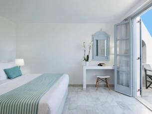 Santorini Kastelli Resort