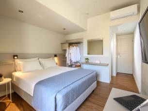 Fly & Go Marin Hotel