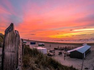 MODERN 4*-hotel aan het strand van Zandvoort nabij Haarlem incl. ontbijt + NS treinretour!