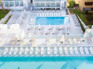 Reverence Life Hotel