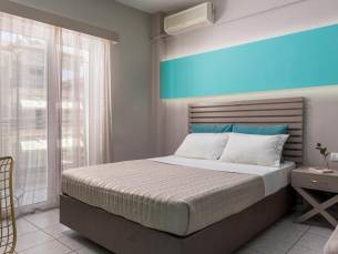 Ouzas Luxury Hotel