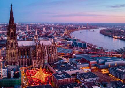 ???? VROEGBOEK-KNALLER|???? Waarom kiezen? Ontdek &aacute;lle magische kerstmarkten langs de Rijn tijdens LUXE minicruise vanaf D&uuml;sseldorf o.b.v volpension of all-inclusive!