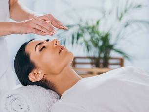 Reikibehandeling + evt. (duo-)restoratieve yoga