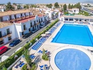 8 daagse vliegvakantie naar Globales Pueblo Andaluz in san pedro de alcantara, spanje