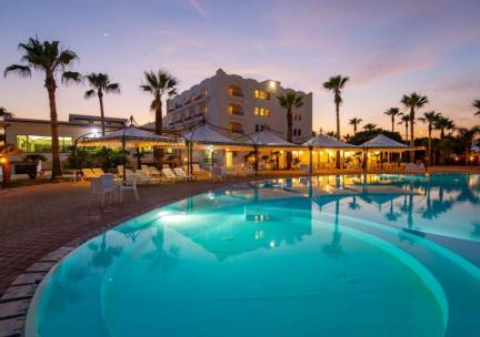 4*-hotel op unieke locatie op Sicili&euml; incl. vlucht, transfer en ontbijt