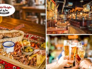 Borrelplank + 2 glazen bier of wijn bij De Drie Paardjes