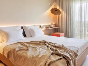 Ozadi Altura Beach Resort