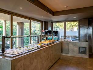 White Olive Premium Lindos