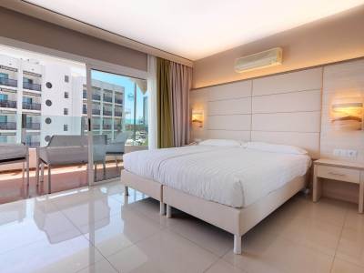 Bull Escorial & Spa