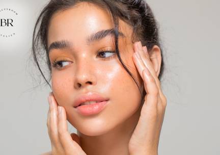 Wimper- of wenkbrauwbehandeling naar keuze