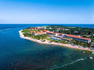 Amaya Beach Passekudah
