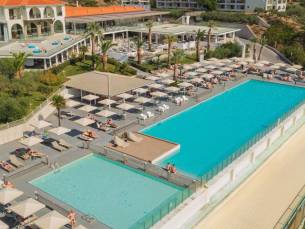 Hotel Akrathos Beach