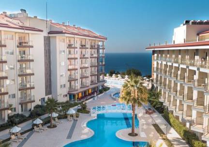 Hotel Ramada & Suites by Wyndham Kusadasi