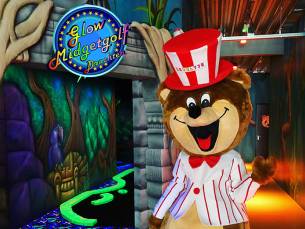 Entree Glow Midgetgolf Drachten