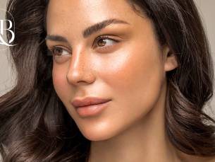 Dermaplaning of wenkbrauwbehandeling naar keuze