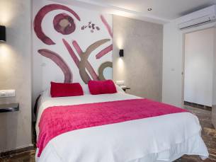 San Jaime Centre Suites