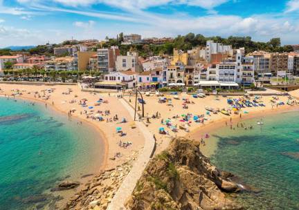 Geniet aan de kust aan de Costa Brava incl. vlucht, transfer & ontbijt of o.b.v. halfpension