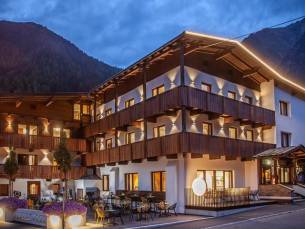 First Mountain Hotel Ötztal