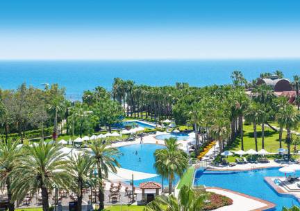 Resort Arum Barut Collection