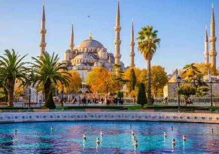 ????Beleef het beste van Istanbul vanuit een 4*-hotel incl. vlucht, transfer, ontbijt & halve dagexcursie naar Hagia Sophia, de Blauwe Moskee, de Grand Bazaar & MEER!