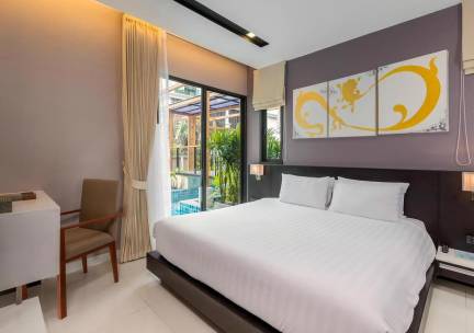 8 daagse vliegvakantie naar The Charm Resort Phuket in patong beach, thailand