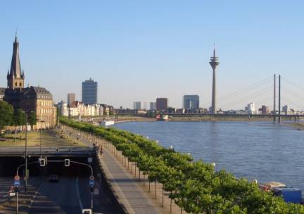 Kerstmarkt: Hotel Leonardo Royal Düsseldorf