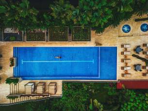 Los Altos Resort