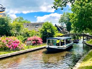 Rondvaart door Giethoorn (60 min) of bootverhuur (2 uur, 4 uur of de hele dag) voor 4-8 pers.