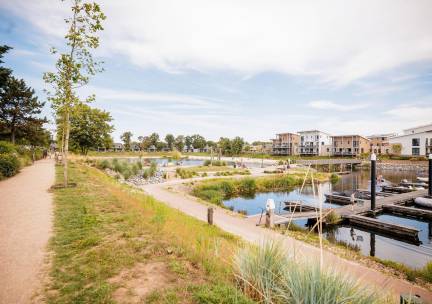 Comfortplaats aan het water - autovrij