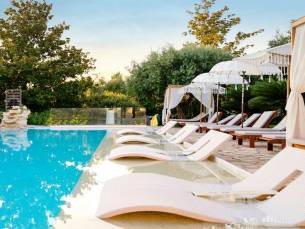 Hotel Nefeli