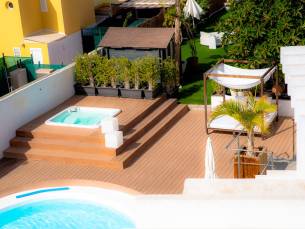 Vista Bonita Gay Resort