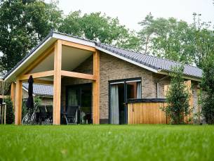 Villa met sauna en spa voor 4 personen op de Veluwe in Voorthuizen