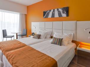 Fly & Go Aquashow Park