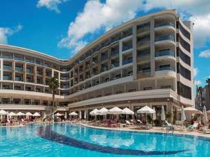 Hotel Golden Rock Beach