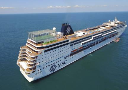 Geniet van een 9-daagse reis incl. 8-daagse cruise vanaf Bari, Itali&euml; naar de Griekse eilanden! O.b.v. volpension of all-inclusive incl. vlucht en voorovernachting in Bari!