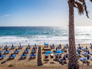 ADULTS-ONLY winterzonvakantie o.b.v. halfpension of all-inclusive in een appartement in Puerto del Carmen op Lanzarote incl. vlucht & transfer