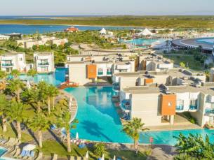 Hotel Aquasis Deluxe Resort & Spa