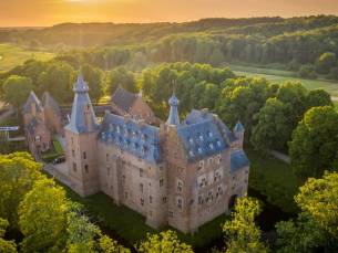 Luxe 4*-hotel met zwembad & bar aan de rand van de Veluwe incl. ontbijt en 2-gangendiner!