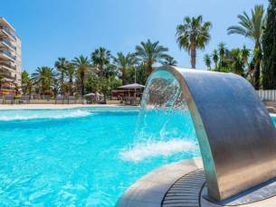 TOP LOCATIE! ???? Appartement midden in het levendige hart van Salou en nabij het strand!
