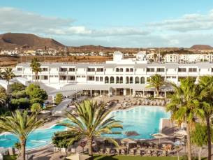 Genieten van Fuerteventura in een gerenoveerd 4*-hotel! Incl. vlucht, transfer en halfpension