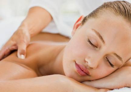 Deep tissue- en cuppingmassage (60 min) in Etten-Leur