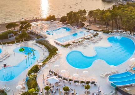 Zaton Holiday Resort