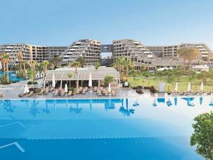 Susesi Luxury Resort